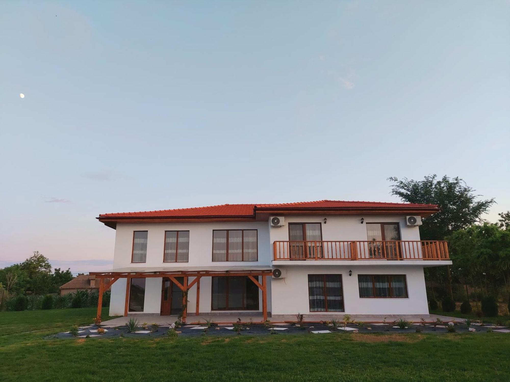 Pensiunea Paradiso Sarinasuf Bagian luar foto